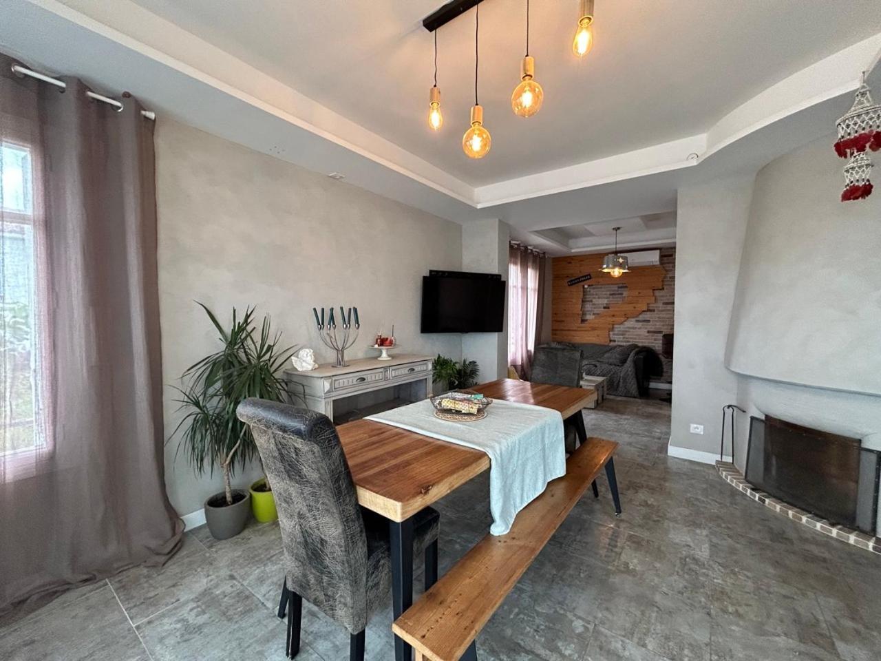 Comme A La Maison Narbonne Extérieur photo