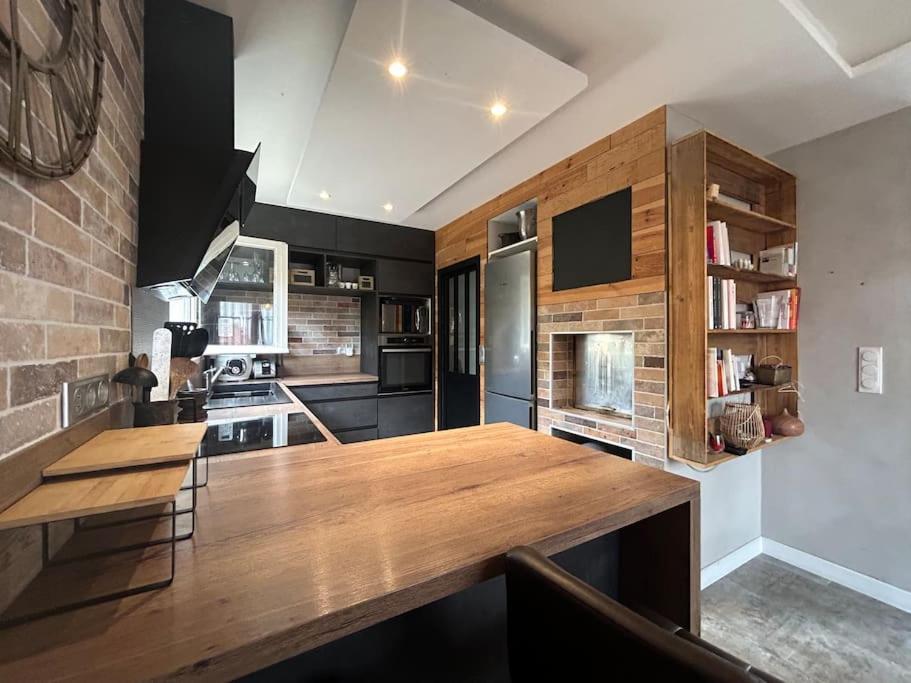 Comme A La Maison Narbonne Extérieur photo
